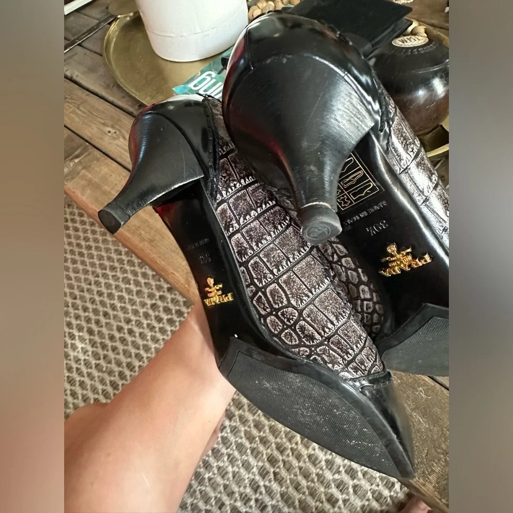 Prada two tone kitten heel - Picture 7 of 12